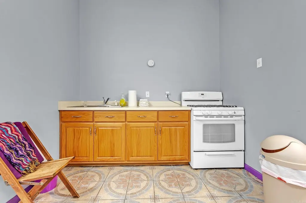 Picture 8