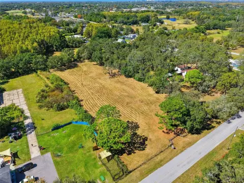 Spacious Vacant Lot in New Port Richey