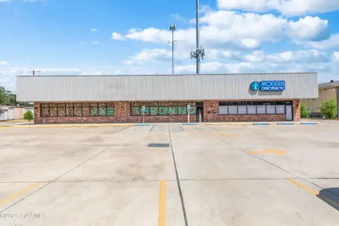 Lafayette Commercial Property for Lease