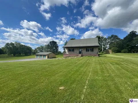 Ekron, KY Country Home