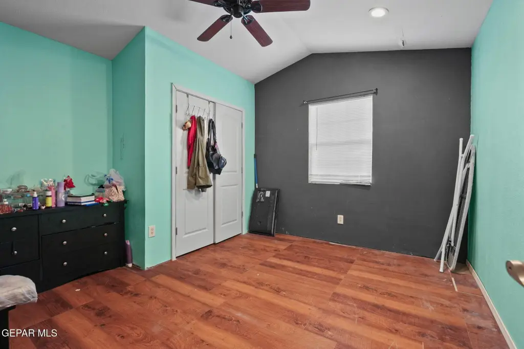 Picture 18