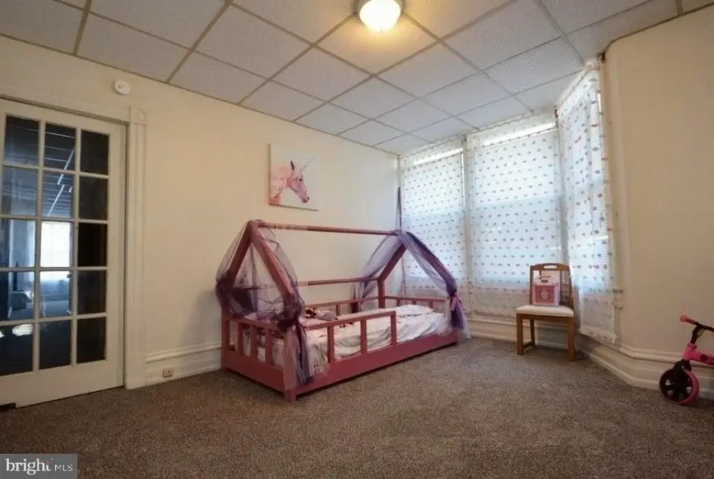 Picture 6