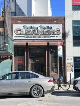 Brooklyn Storefront Near Transportation