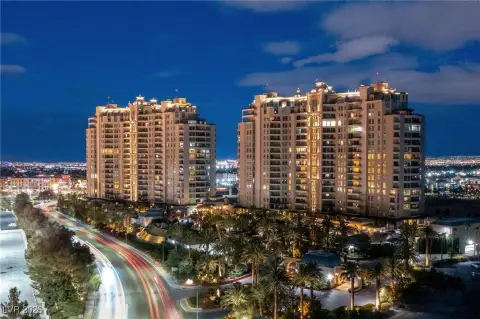 Luxury High-Rise Residence, Las Vegas