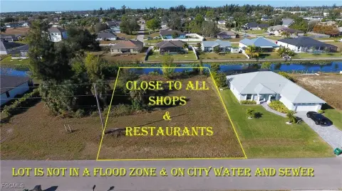 Waterfront Lot in Cape Coral