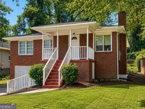 Four-Sided Brick Multifamily Property