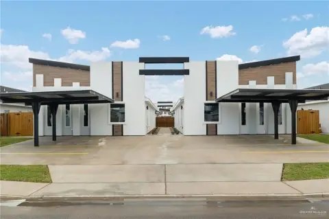 4-Unit Quadplex with Private Patios