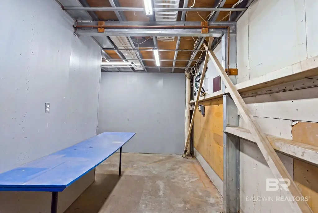 Picture 30