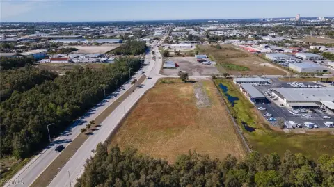 Commercial Lot in Fort Myers