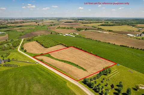 Monroe, WI: 5-Acre Lot