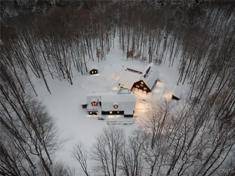 Multi-Unit Retreat Near Adirondacks