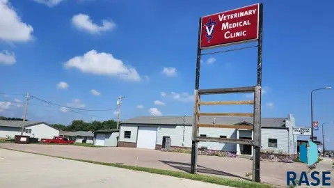 Turnkey Commercial Opportunity in Yankton