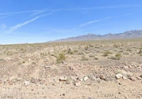 Pahrump Land with Mountain Views