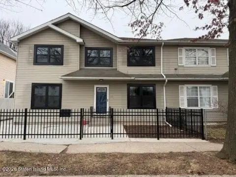 Renovated Duplex with Finished Basement