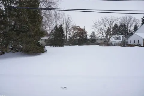 Harrison Twp Buildable Vacant Land