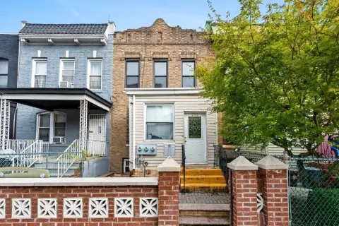 Duplex with Full Basement