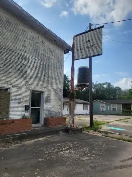 Bay City Warehouse with Office