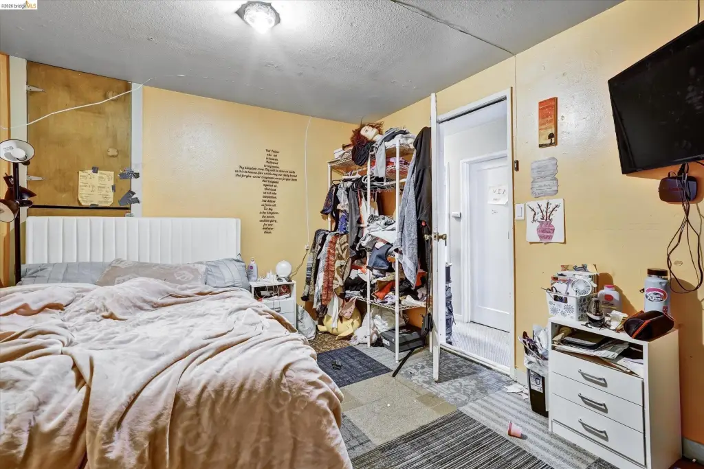 Picture 37