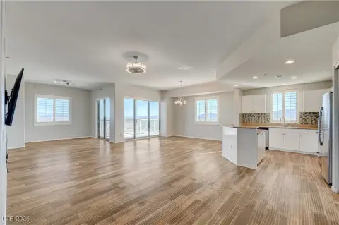 Las Vegas High-Rise Condo