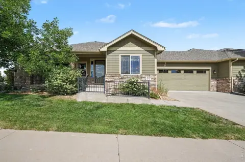 Duplex Property with Lake Access