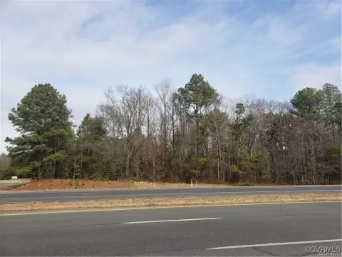 Commercial Lot in Sandston, VA