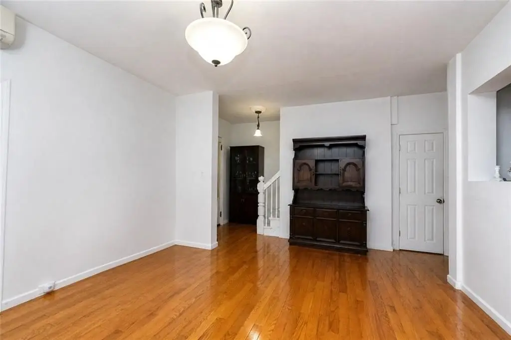 Picture 5