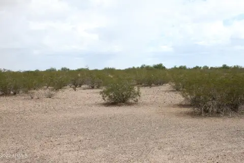 Tonopah Acre with Mountain Views