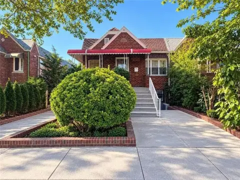Two-Unit Duplex with Garage