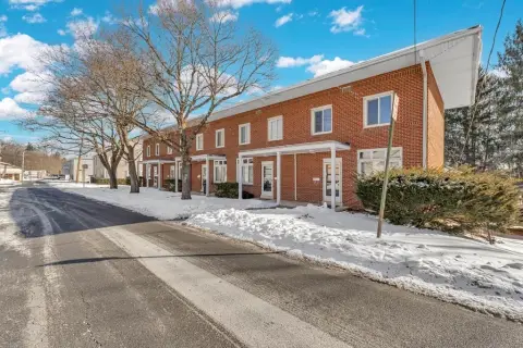 Five-Unit Townhouse in Beckley, WV