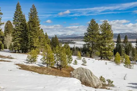 Ski-In/Ski-Out Homesite with Lake Views