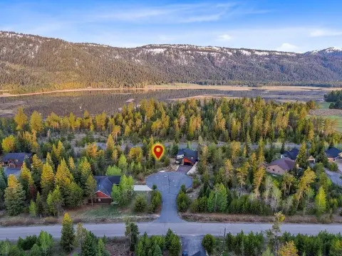 Donnelly Land with Mountain Views