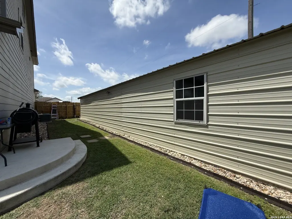 Picture 19