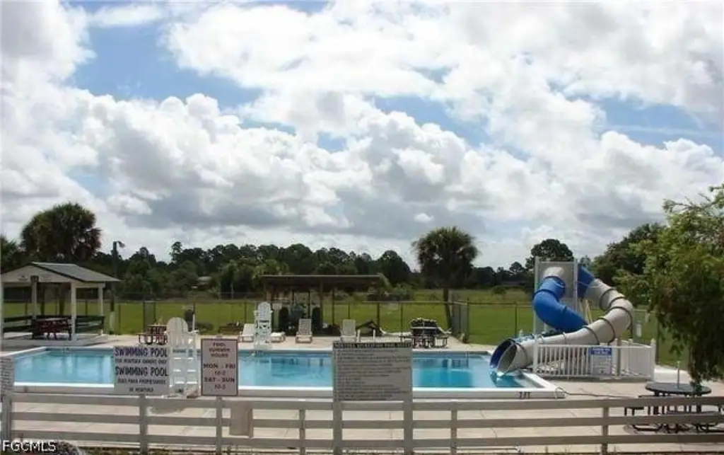 Picture 12