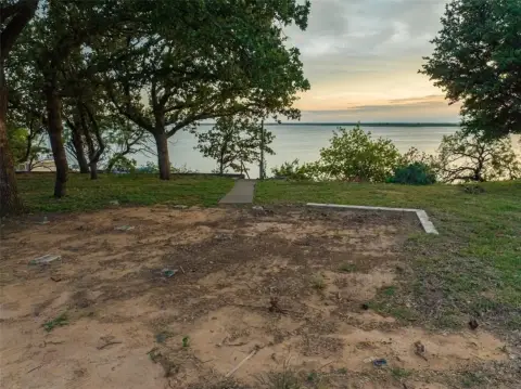 Lakefront Lots on Hubbard Creek