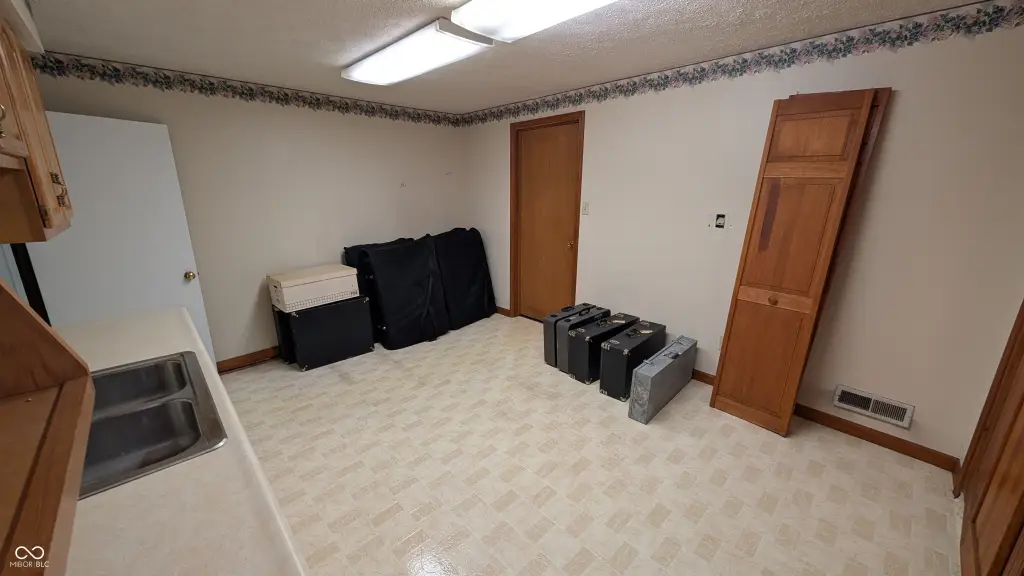 Picture 29