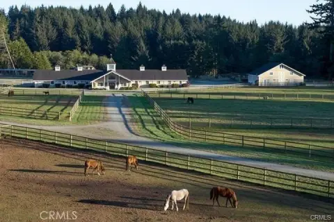Equestrian Property with Stable