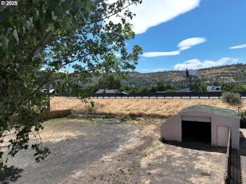 Commercial Land in The Dalles