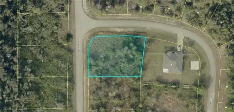 Lehigh Acres Oversized Corner Lot