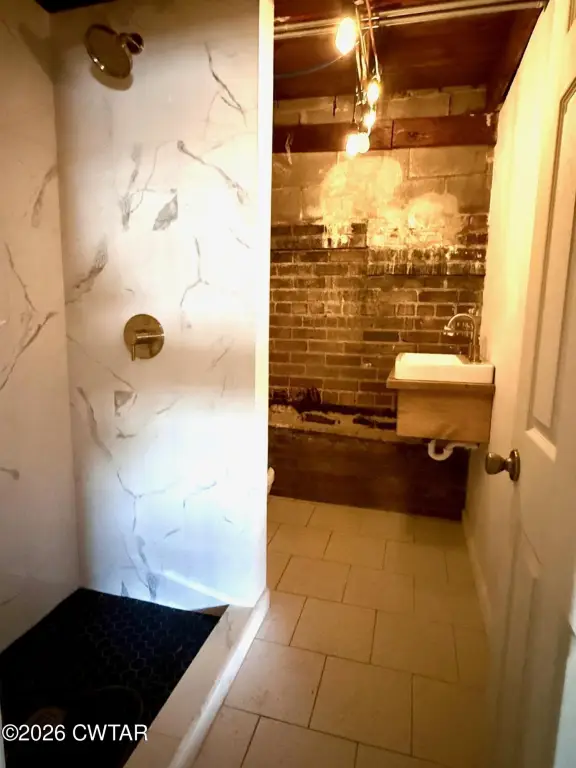 Picture 30
