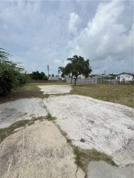 Residential Land in Flour Bluff