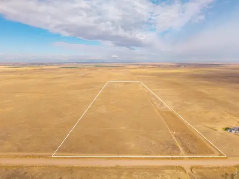 Agricultural Land with Mountain Views