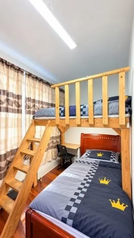Picture 7