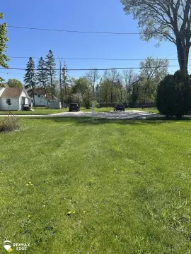 Residential Vacant Lot in Saginaw