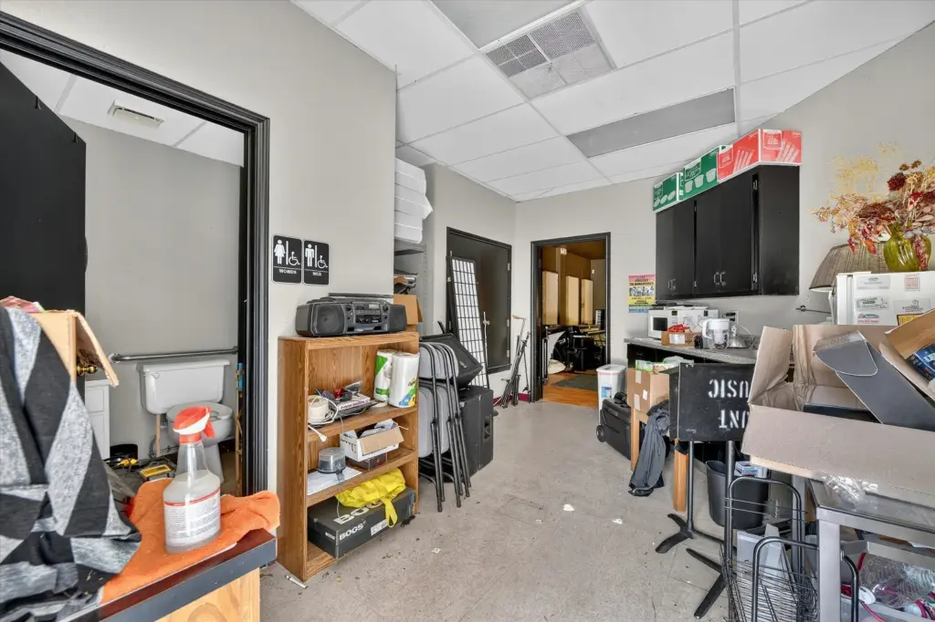 Picture 30