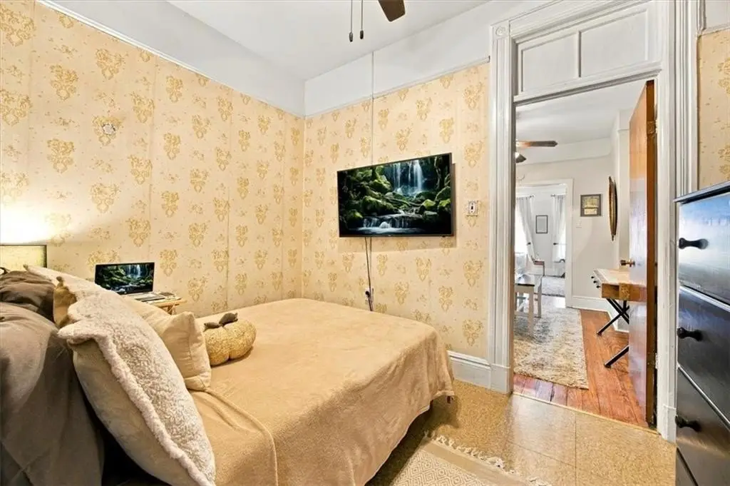 Picture 7