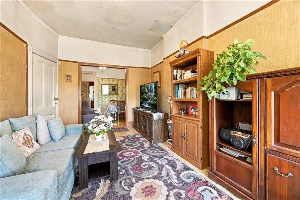 Picture 9