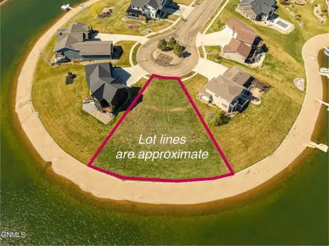 Waterfront Lot in Southbay Addition