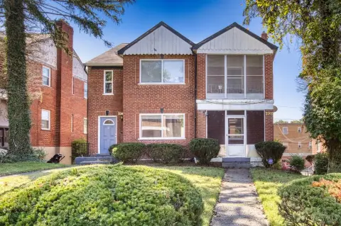 Updated Duplex in Golf Manor