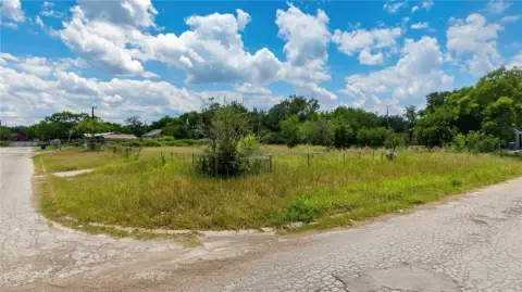 Falfurrias Corner Lot Opportunity