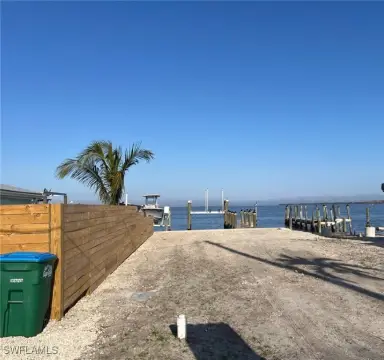 Waterfront Lot in Matlacha, FL